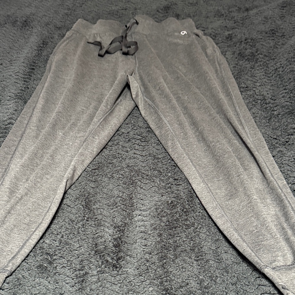 GAP Charcoal women’s Joggers